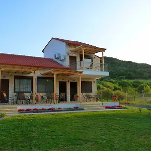 Agrielia Apartment